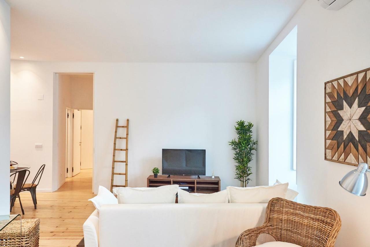 Modern Apartment Calcada Sao Francisco II Lisbon Exterior photo