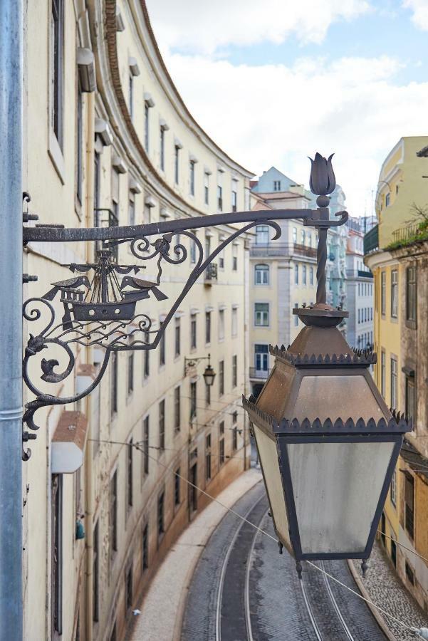 Modern Apartment Calcada Sao Francisco II Lisbon Exterior photo